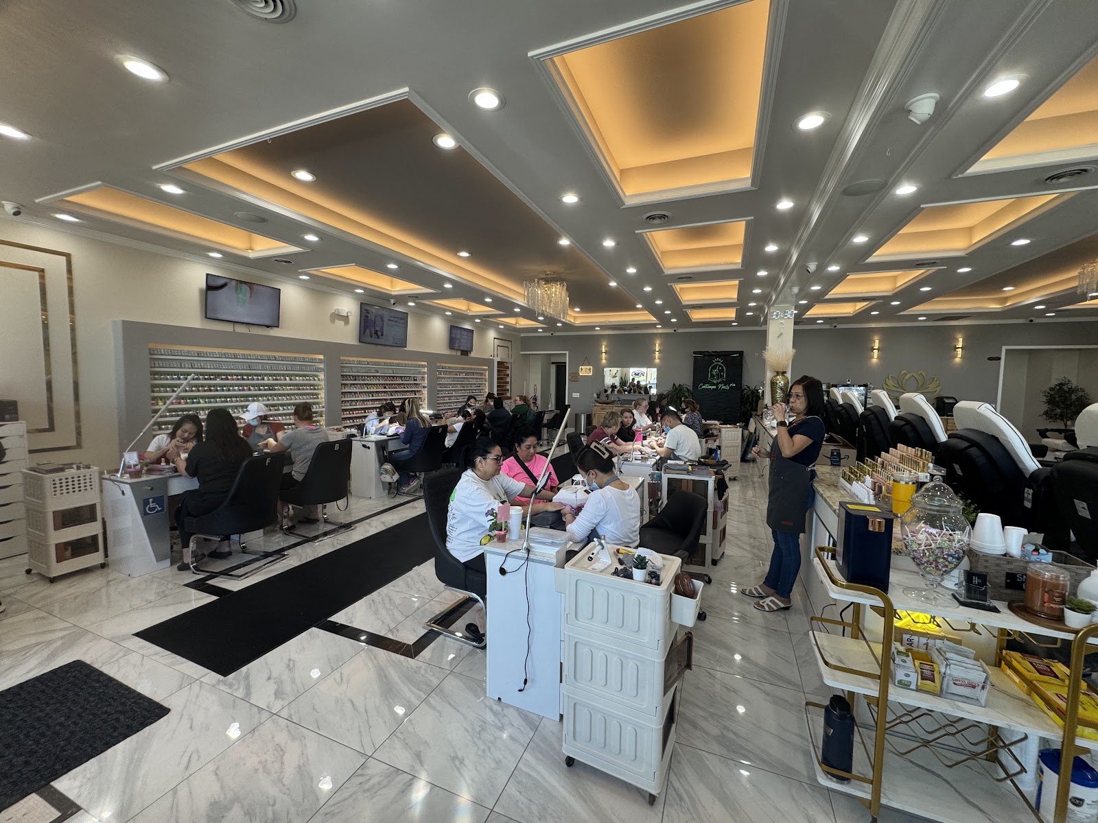 Contempo Nails Plus Spa and Lashes nail photo 1